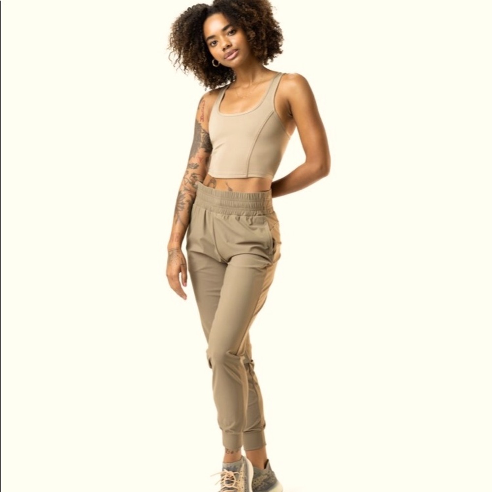 Balance Athletica Swift Jogger (terrain)